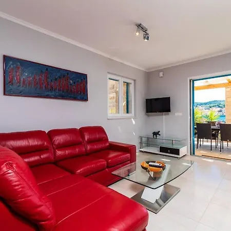 شقة Luxury Marina View No 1