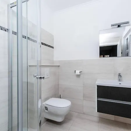 Apartament Luxury Marina View No 1 *